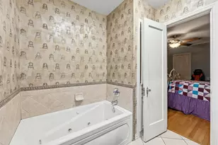 122 E 7th St, Lancaster, TX 75146 - Photo 20