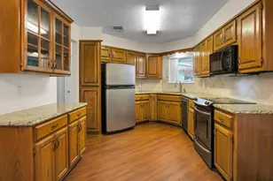 1013 December Dr, Hewitt, TX 76643 - Photo 8