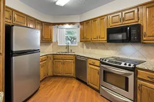 1013 December Dr, Hewitt, TX 76643 - Photo 10