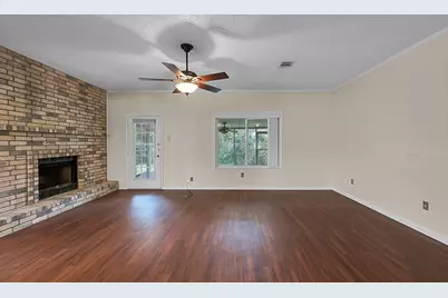 1013 December Drive, Hewitt, TX 76643 - Photo 4