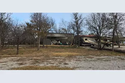 137 Buffalo Gap Drive, Bridgeport, TX 76426 - Photo 2