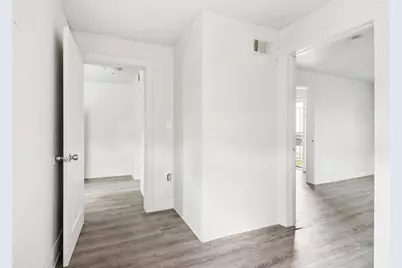 1906 Grainger Street, Fort Worth, TX 76110 - Photo 6