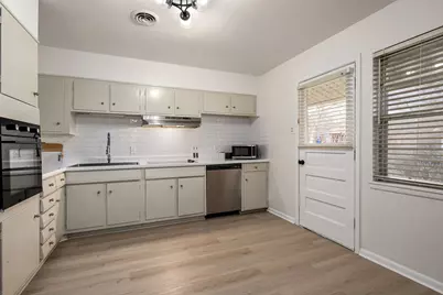 7924 Chaparral Drive, White Settlement, TX 76108 - Photo 10