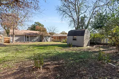 2725 Bowling Green Avenue, Dallas, TX 75216 - Photo 16