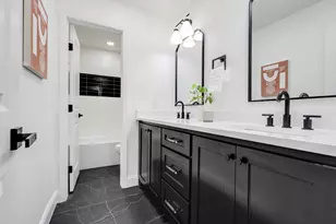 9376 Briarhurst Dr, Dallas, TX 75243 - Photo 28