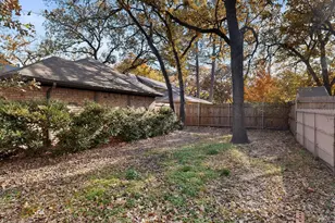 1409 Colony Dr, Irving, TX 75061 - Photo 38