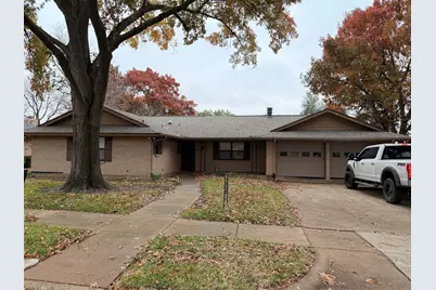 1202 Red Oak, Ennis, TX 75119 - Photo 2