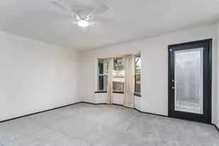 3709 Ravenhill Ln, Arlington, TX 76016 - Photo 12