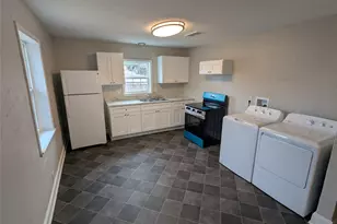 1322 Caldwell St, Dallas, TX 75223 - Photo 4