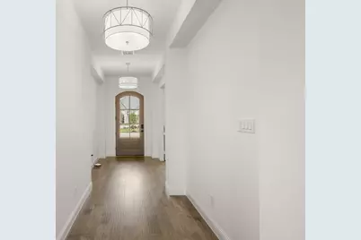 4718 Hawthorn Hills Lane, Arlington, TX 76005 - Photo 6