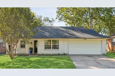 10626 Larchfield Lane, Dallas, TX 75238 - Photo 2