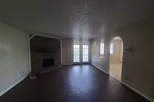 1517 Frio Ln, Garland, TX 75040 - Photo 6