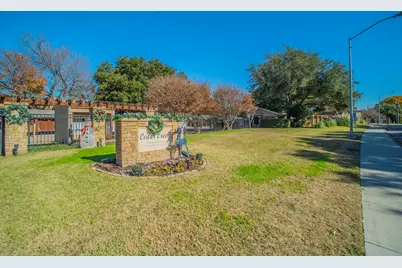 5676 Cedar Creek Drive, Benbrook, TX 76109 - Photo 16