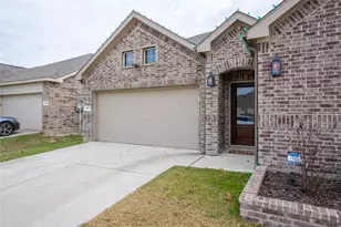 677 Ridgeback Trail, Fort Worth, TX 76052 - Photo 4