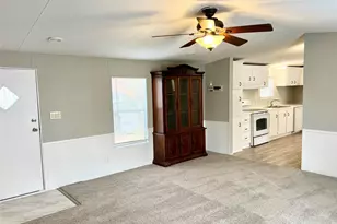 2205 Beechwood Dr, Arlington, TX 76006 - Photo 6