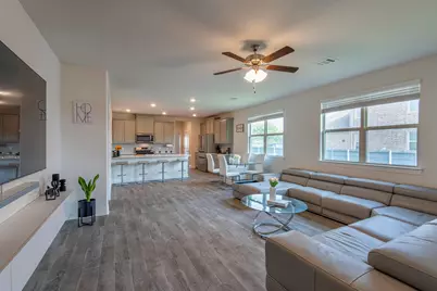 6017 Wildflower Way, Little Elm, TX 76227 - Photo 10