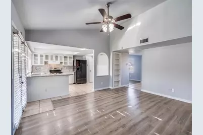 1604 Williamsburg Drive, Plano, TX 75074 - Photo 4