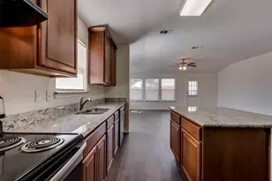 612 Snapdragon Ln, DeSoto, TX 75115 - Photo 8