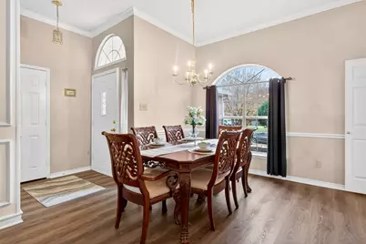 503 Aurora Drive, Euless, TX 76039 - Photo 4