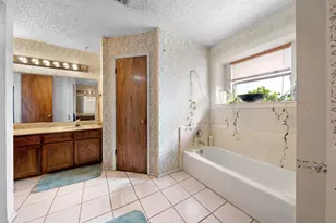 5711 Kingstree Ct, Arlington, TX 76017 - Photo 16