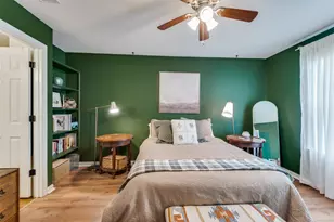 105 Camden Ct, Irving, TX 75061 - Photo 12