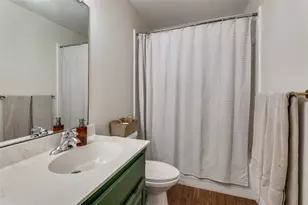 105 Camden Ct, Irving, TX 75061 - Photo 16