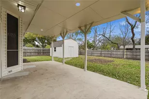 908 York St, Forney, TX 75126 - Photo 34