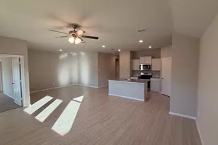 8437 Coffee Spgs Dr, Fort Worth, TX 76131 - Photo 4
