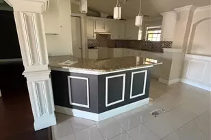 2529 Red Oak Ln, Burleson, TX 76028 - Photo 8