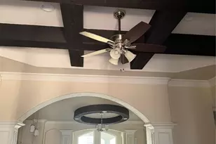 2529 Red Oak Ln, Burleson, TX 76028 - Photo 4