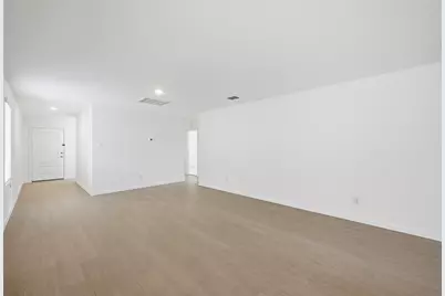 3928 Pontchartrain Parkway, Sherman, TX 75090 - Photo 6