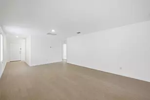 3928 Pontchartrain Pkwy, Sherman, TX 75090 - Photo 6