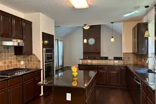 609 Falling Leaf Dr, Allen, TX 75002 - Photo 2