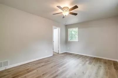 144 Suzanne Terrace, Burleson, TX 76028 - Photo 32