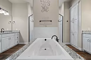 337 Kenyon Ct, Granbury, TX 76049 - Photo 30