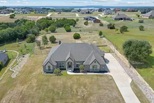 337 Kenyon Ct, Granbury, TX 76049 - Photo 36