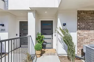 13900 Noel Rd, Dallas, TX 75240 - Photo 1