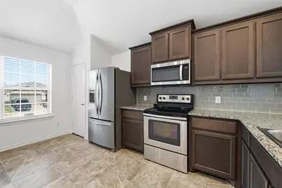 10844 Live Oak Creek Drive, Fort Worth, TX 76108 - Photo 4