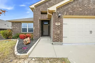 10844 Live Oak Creek Dr, Fort Worth, TX 76108 - Photo 2