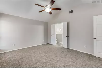 1924 Kingsbrook Trail, Fort Worth, TX 76120 - Photo 12