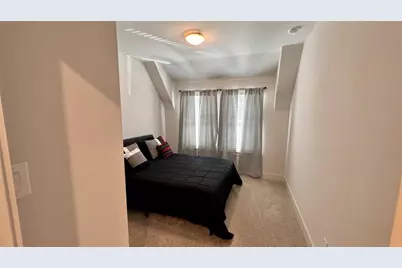 1426 Birds Fort Trail, Arlington, TX 76005 - Photo 16