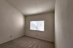 517 Harvest Hill St, Lewisville, TX 75067 - Photo 22