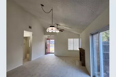 517 Harvest Hill Street, Lewisville, TX 75067 - Photo 8