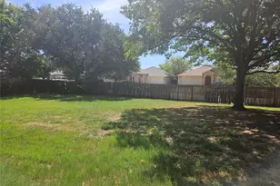 3104 Morning Meadow Ln, Grand Prairie, TX 75052 - Photo 20