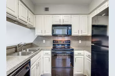 5200 Martel Avenue #2C, Dallas, TX 75206 - Photo 14