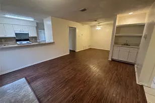 701 Boyd Dr, Grapevine, TX 76051 - Photo 4