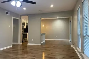 5838 Sandhurst Ln, Dallas, TX 75206 - Photo 2