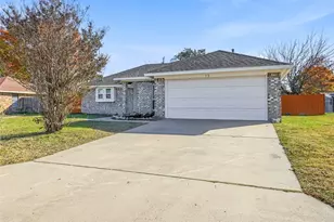 15 W Sharon Dr, Krum, TX 76249 - Photo 2