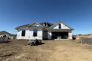 201 Protection St, Godley, TX 76044 - Photo 2