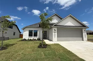 209 Comfort Dr, Godley, TX 76044 - Photo 2